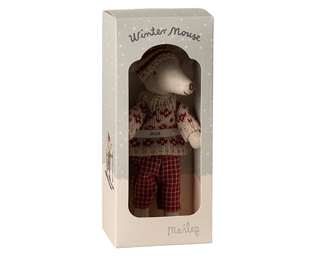 Presale - Winter mouse with ski set, Mum | Red Maileg Dolls Maileg 