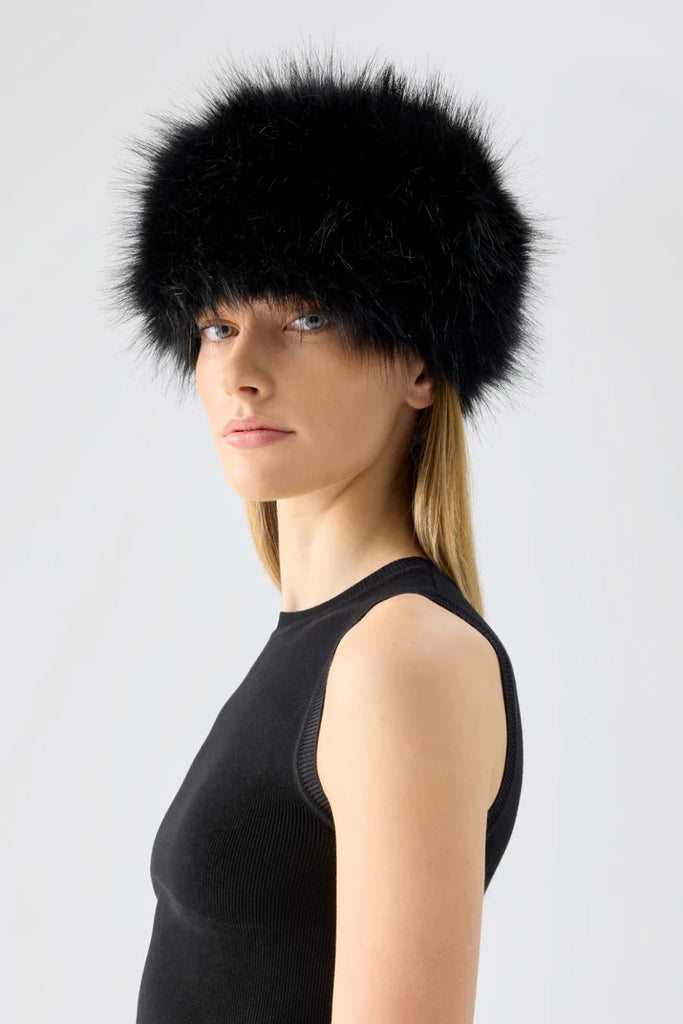 Natasha Hat | Black Hats Unreal Fur Black ONE SIZE 