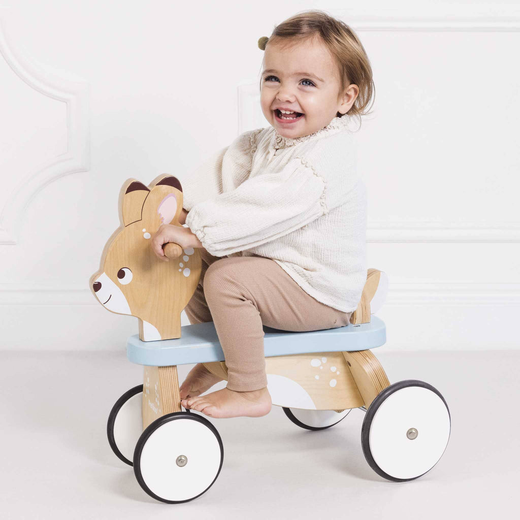 Woodland Ride-On Deer Push & Pull Le Toy Van, Inc. 