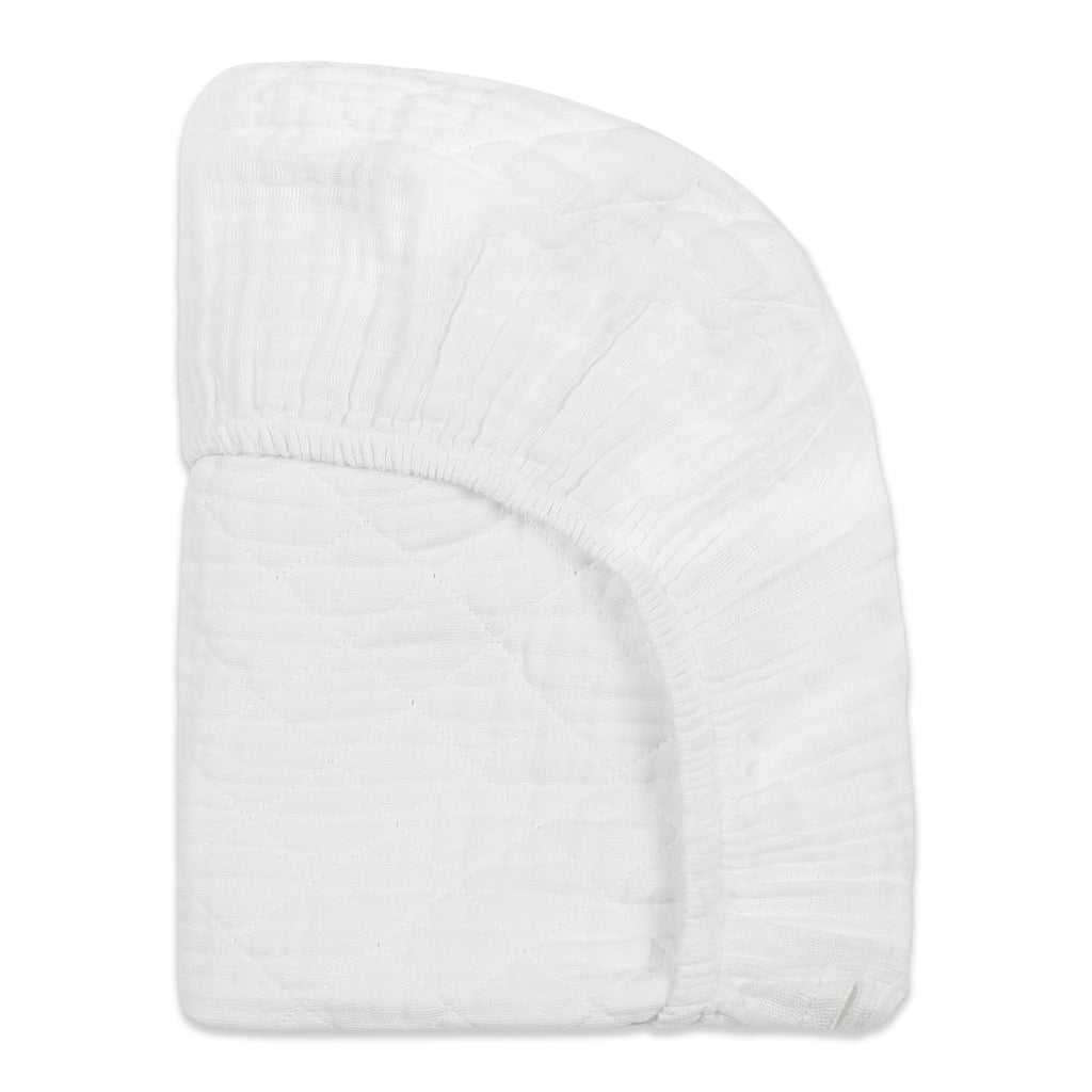 Quilted Changing Pad Cover in GOTS Certified Organic Muslin Cotton | White Changing Mats & Pads Babyletto 