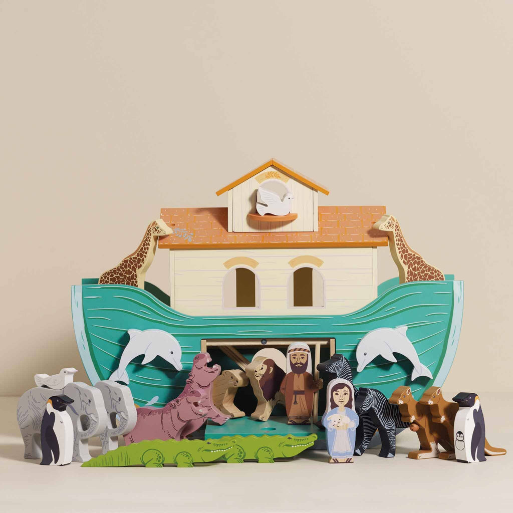 Noah's Great Wooden Ark & Animals Animals & Arks Le Toy Van, Inc. 