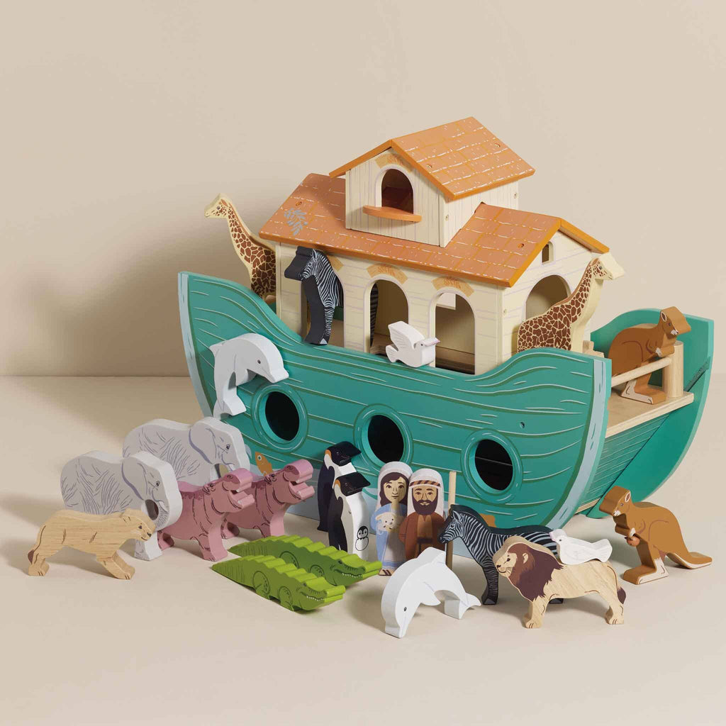 Noah's Great Wooden Ark & Animals Animals & Arks Le Toy Van, Inc. 