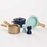 Pots & Pans Kitchen Accessories Play Foods Le Toy Van, Inc. 