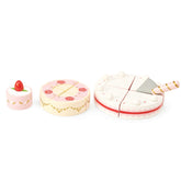 Sliceable Wedding Cake for Pretend Play Play Foods Le Toy Van, Inc. 