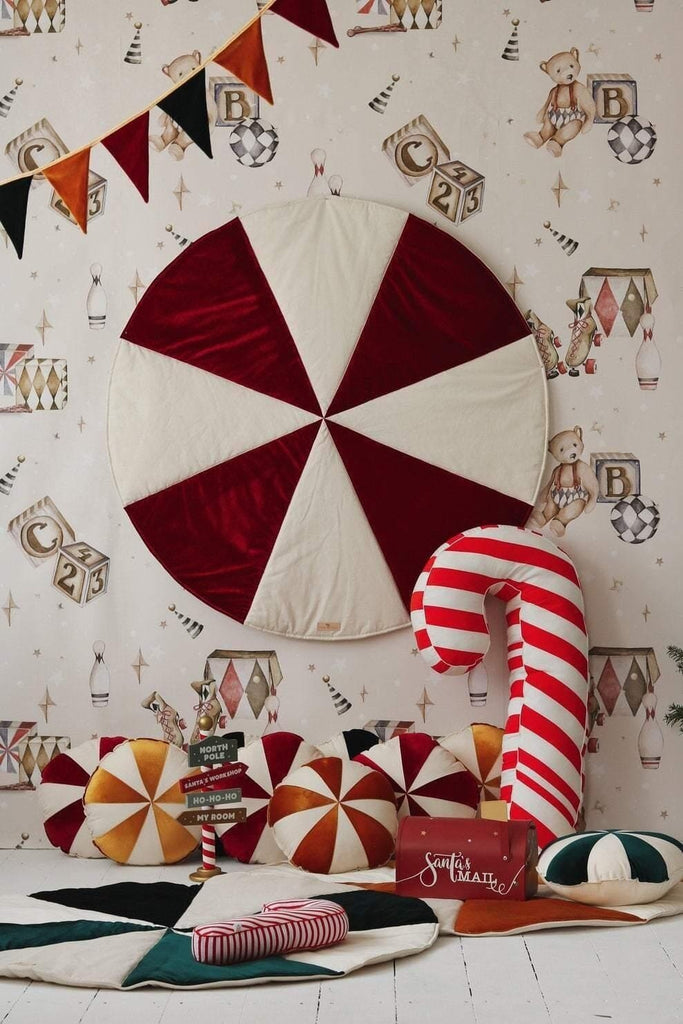 Christmas “Red Candy” Round Patchwork Mat Mat moimili.us 