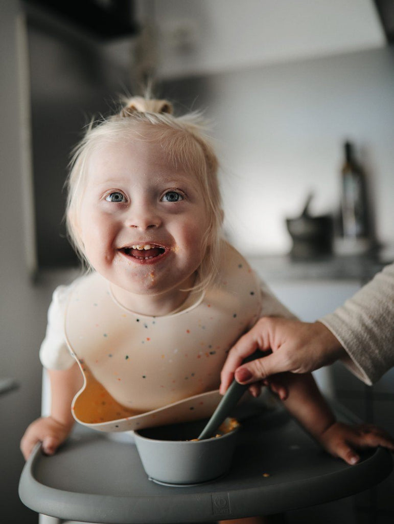 Silicone Suction Bowl (Dried Thyme) | Mushie - Baby's and Toddler's Tableware