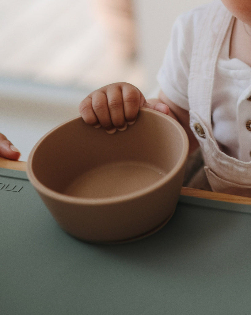 Silicone Suction Bowl (Natural) | Mushie - Baby's and Toddler's Tableware